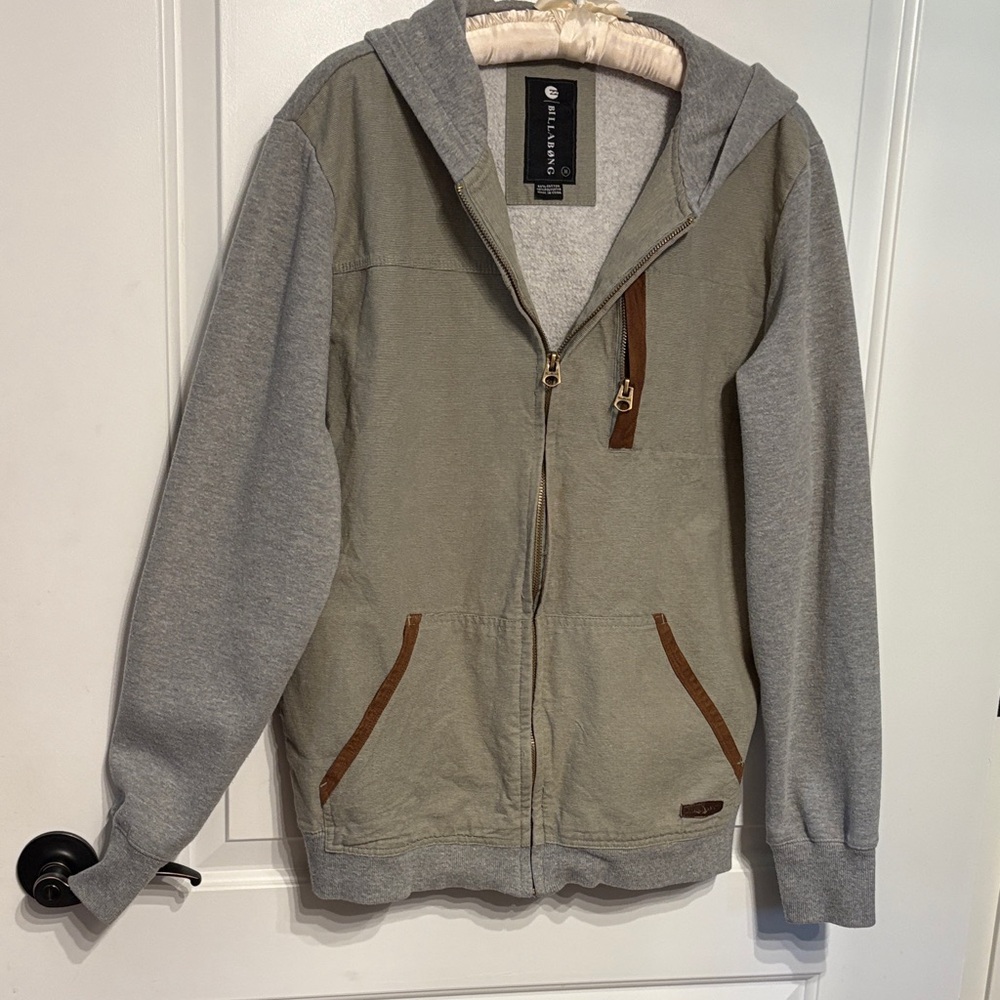 Billabong Gray and Olive Hoodie Women’s Workwear Medium